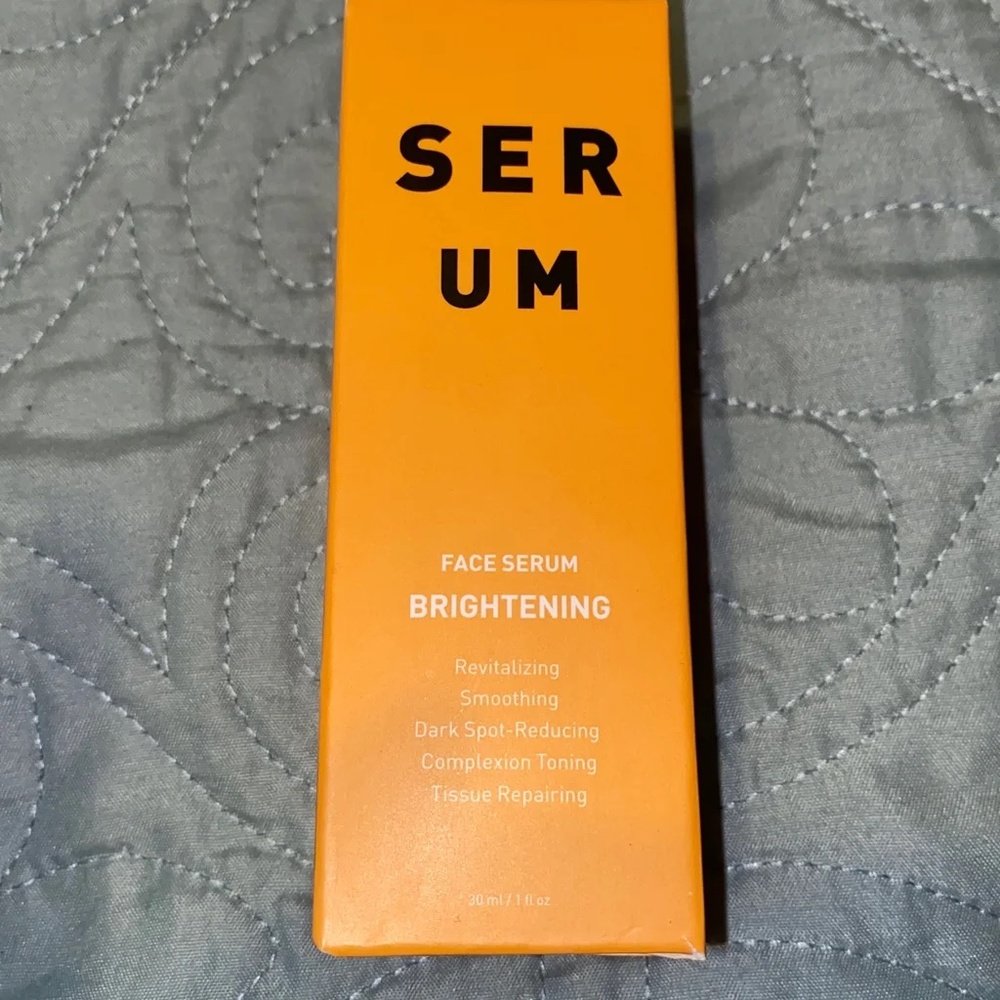 Ser Um Face Serum Brightening NIB